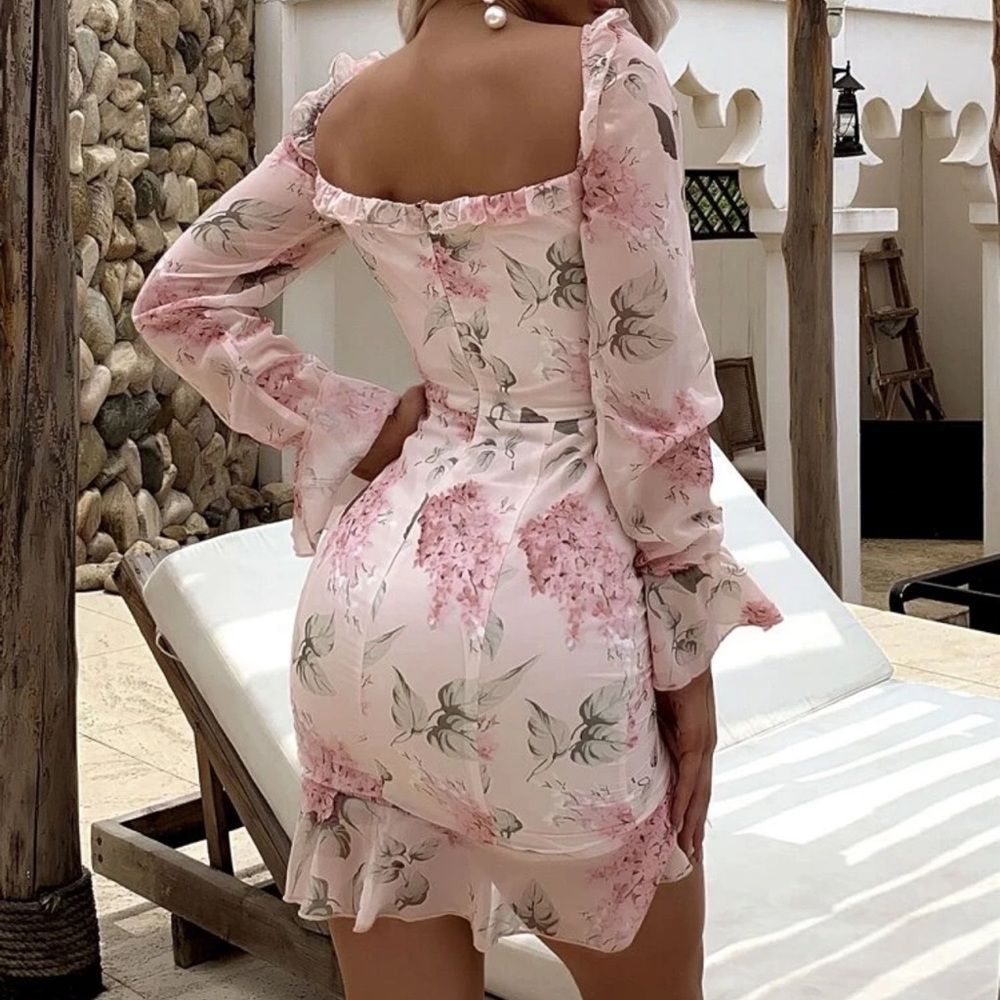 Floral Rouched Dress - Picture 5 of 6